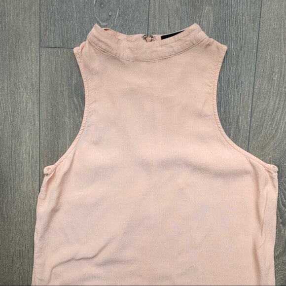 Mink Pink Tank Top Blouse Cropped Mock Neck Crepe Half Zip Pink Size Medium - Picture 4 of 14